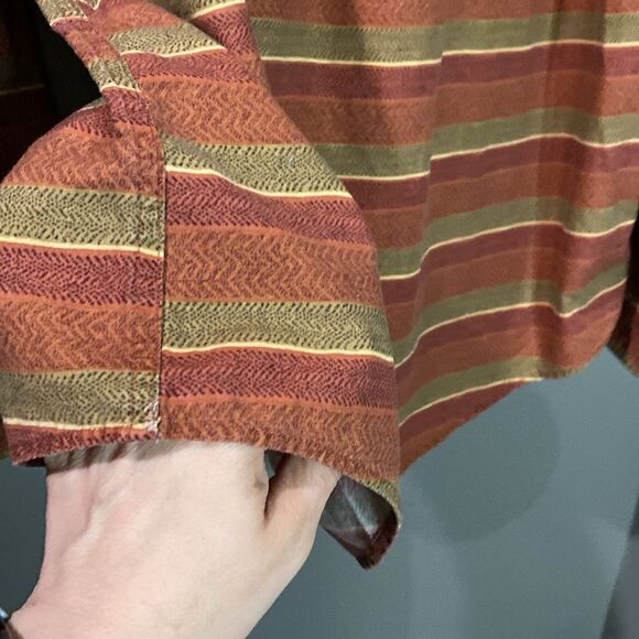 Woolrich MEN'S 6380 LT BUCKSKIN PRIMITIVE STRIPE Button Down Shirt - Picture 9 of 10